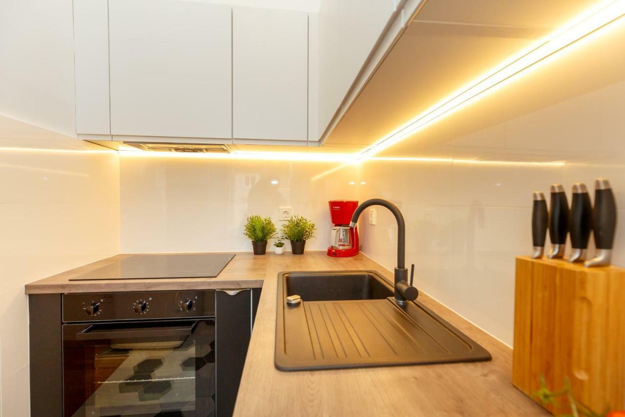 Apartment Kamino Old Town Дубровник Екстериор снимка